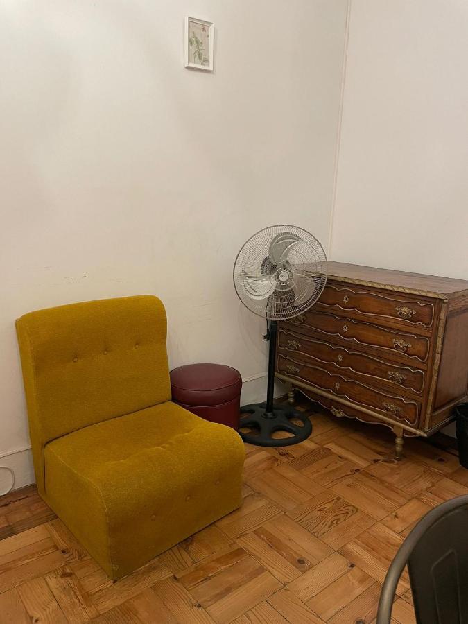 Bordeaux M1 R3 - & Comfortable Double With Private Patio & Shared Bathroom Gæstehus *
