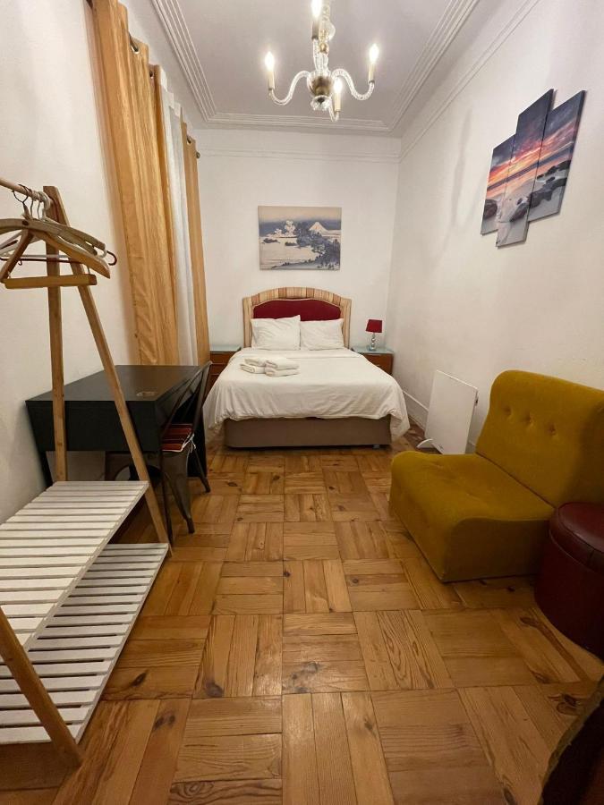 Bordeaux M1 R3 - & Comfortable Double With Private Patio & Shared Bathroom Gæstehus *